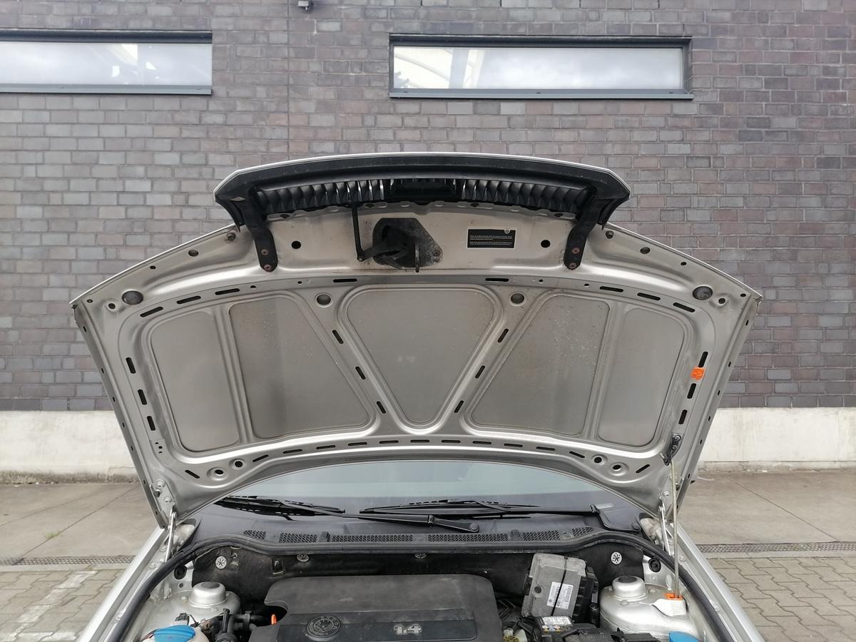 Skoda Fabia 6Y original Motorhaube Diamantsilber 9102 Bj.2006
